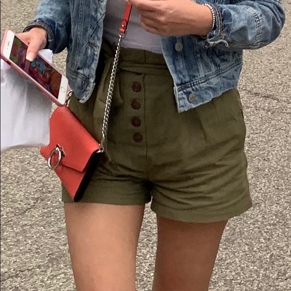 New Rebecca Minkoff Jean Wallet on chain Grapefruit - Picture 3 of 10